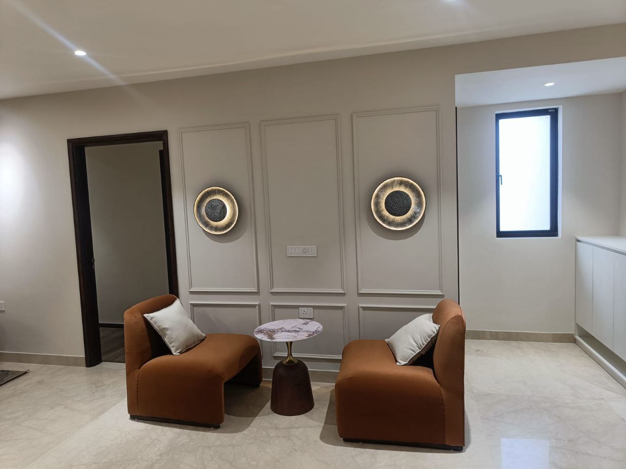  Minimalist Seating Area